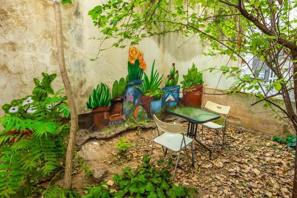 With Garden Apartment Athens