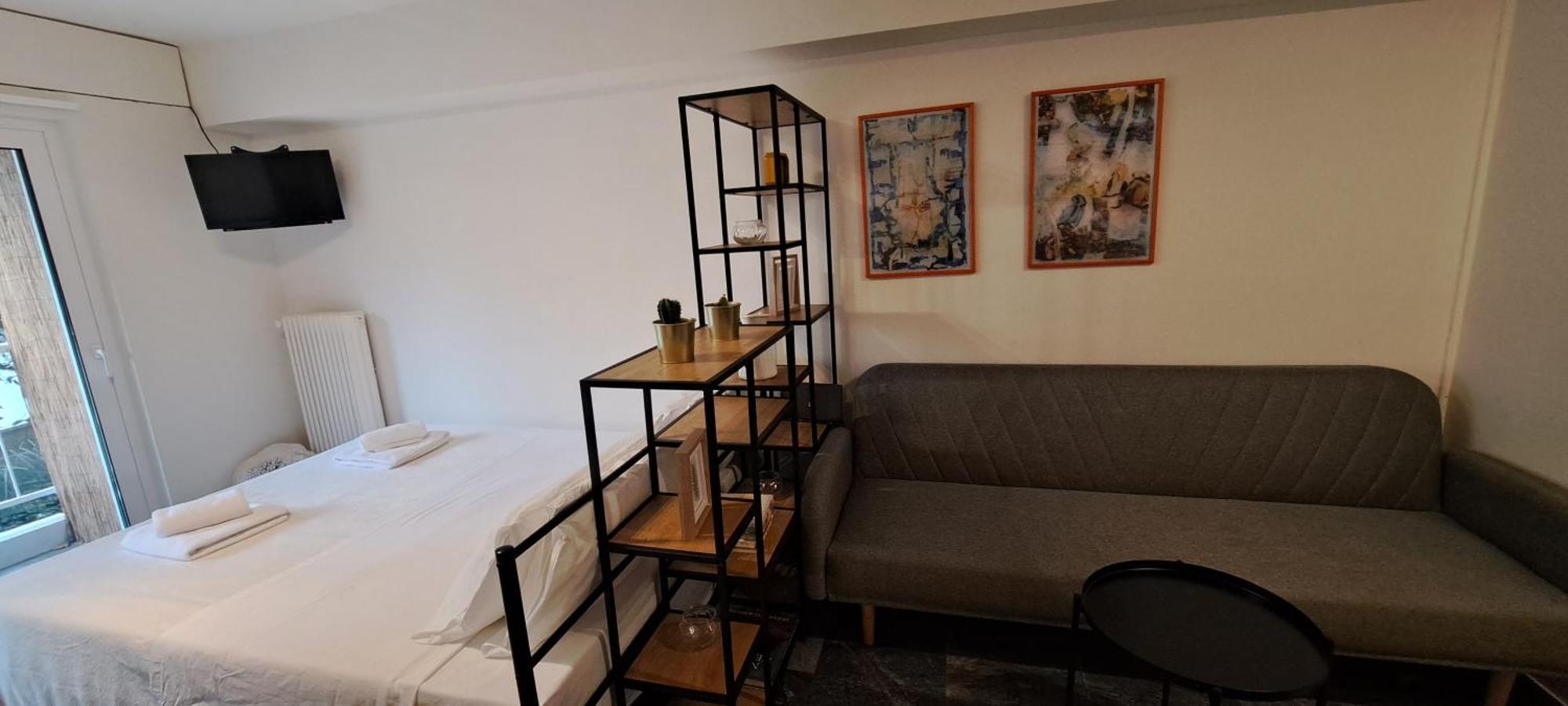 Apartment With Garden *
